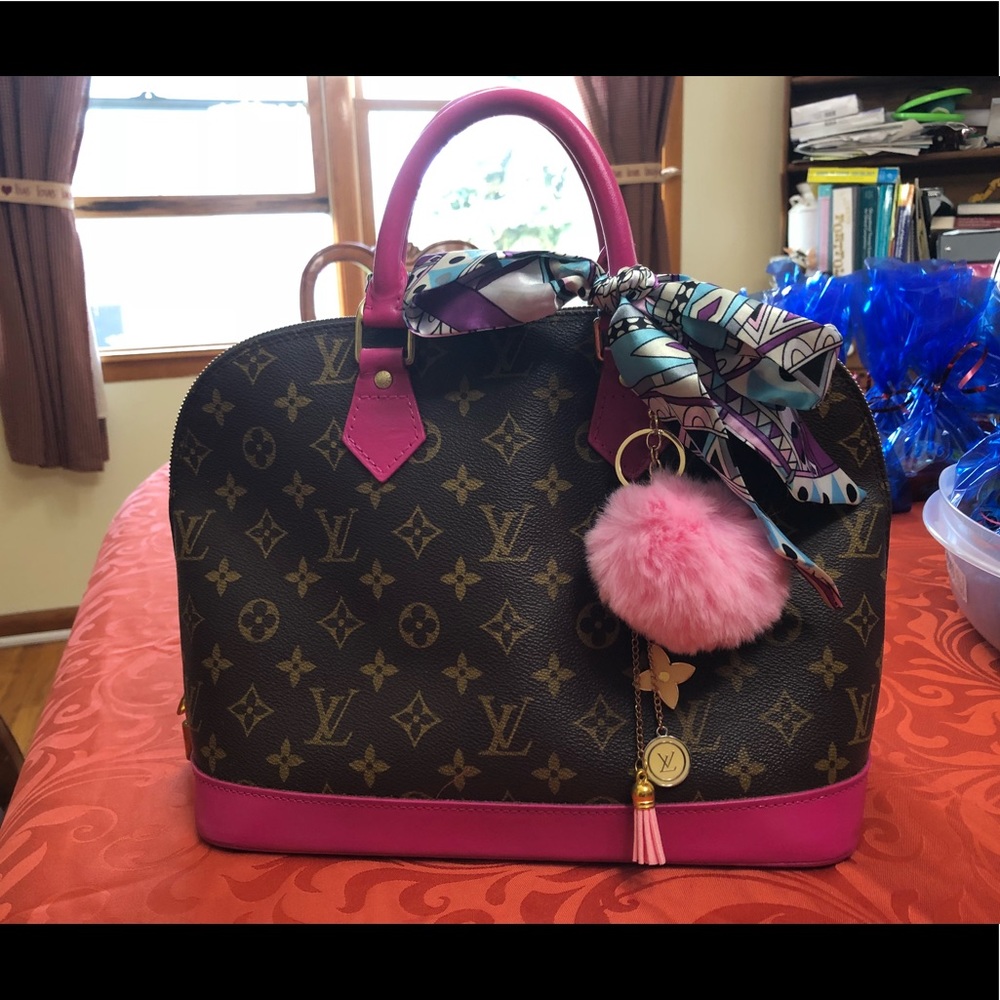 💯% Authentic Hot Pink Painted LV Alma Pm